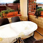 Edith's Olive Garden شقة فير