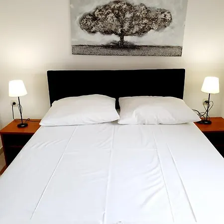 Edith's Olive Garden Vir