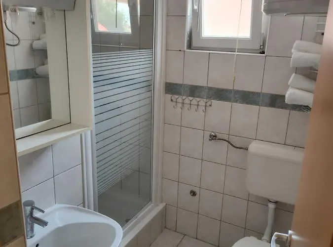 Edith's Olive Garden Apartmán