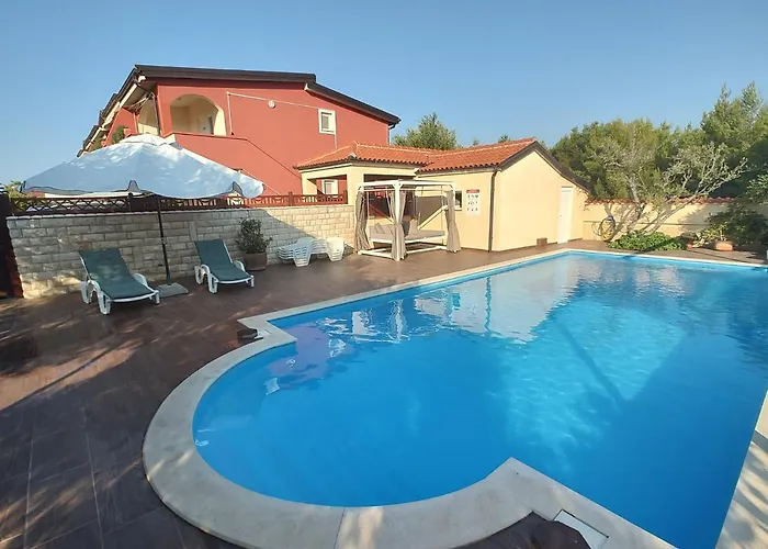 Edith's Olive Garden