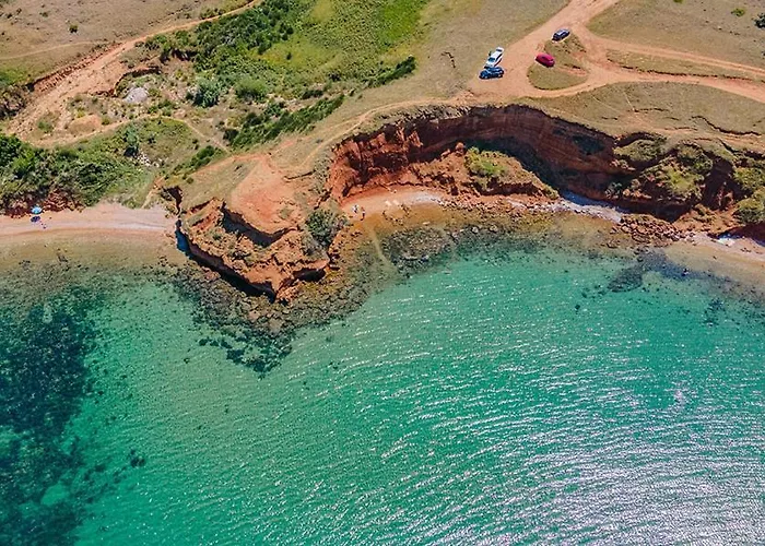 Edith's Olive Garden Apartmán *