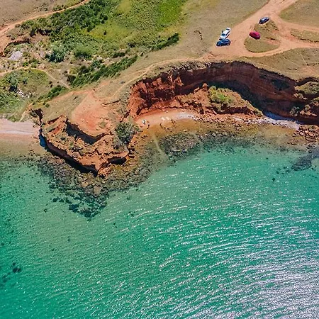 Edith's Olive Garden Apartman *