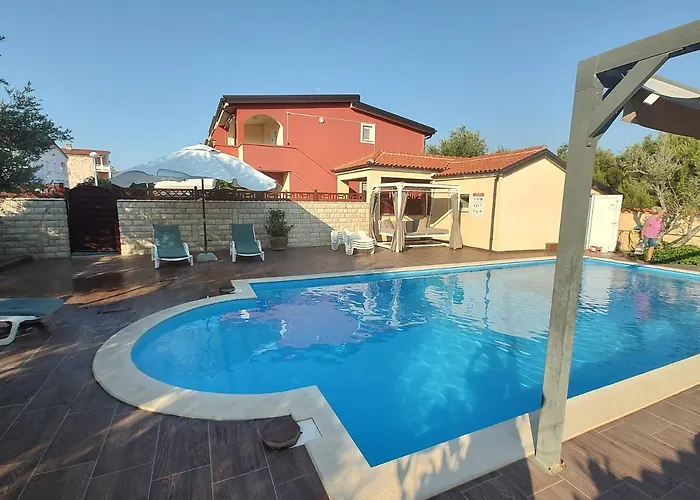 Edith's Olive Garden *