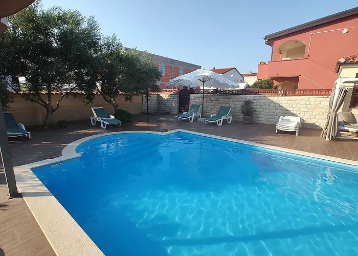 Edith's Olive Garden Vir