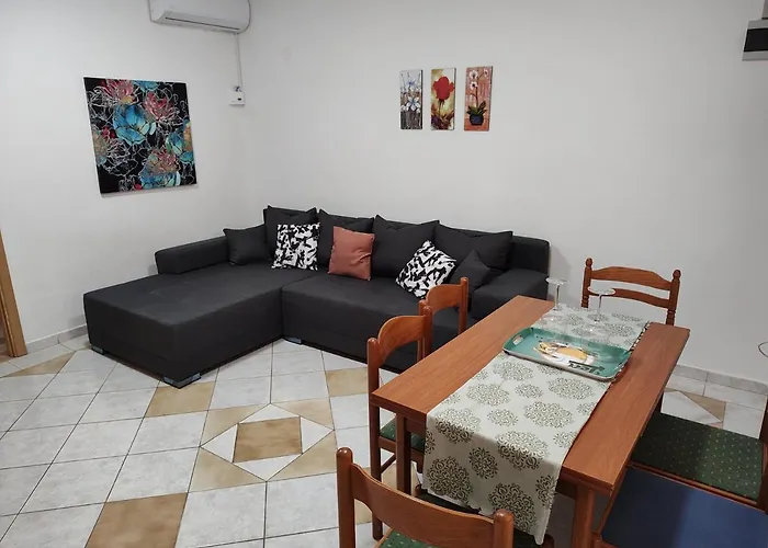 Edith's Olive Garden *