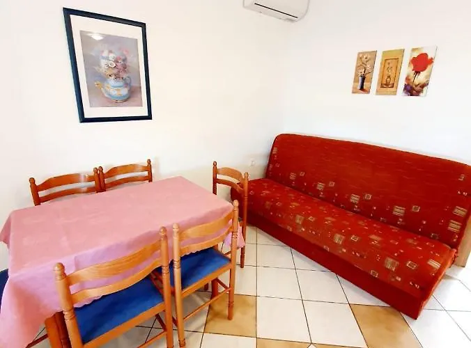 Edith's Olive Garden Vir